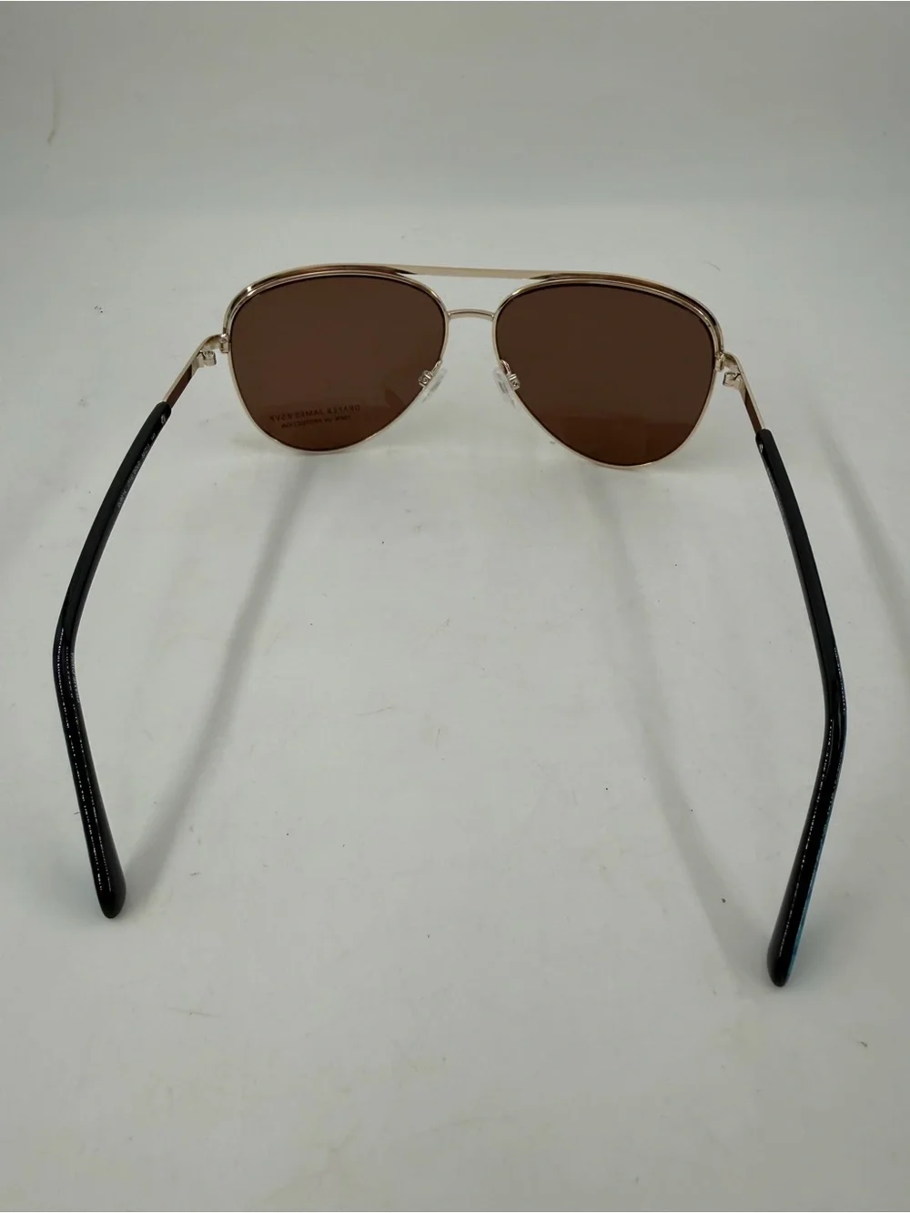Draper James Women’s Gold Tone Aviator Sunglasses Brown Gradient Lens Brow Bar